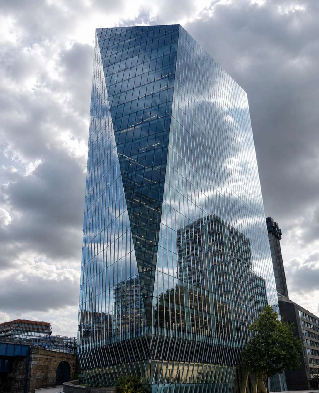 240 Blackfriars